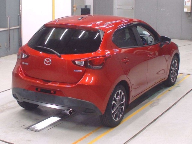 Mazda DEMIO 2015 8079544-1