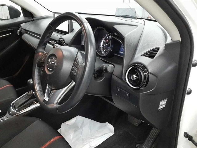 Mazda DEMIO 2016 8079545-7