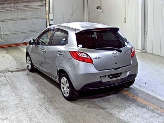 Mazda DEMIO 2010 8079622-1