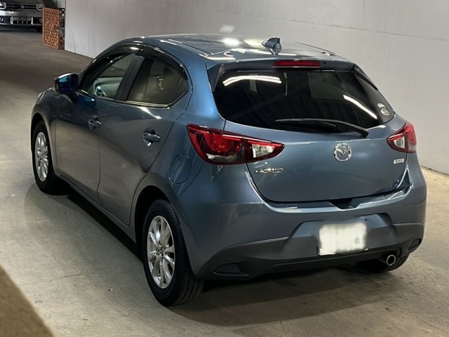 Mazda DEMIO 2016 8079627-1
