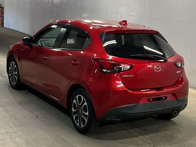 Mazda DEMIO 2016 8079637-1