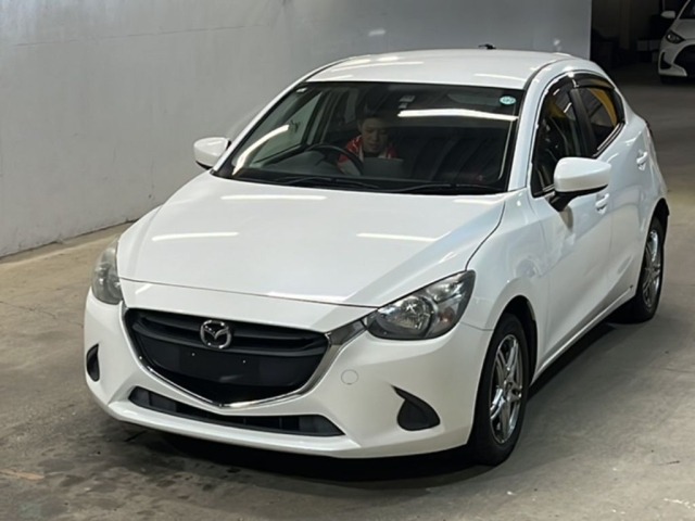 Mazda DEMIO 2015 8079666-0