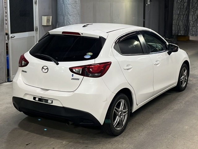 Mazda DEMIO 2015 8079666-5