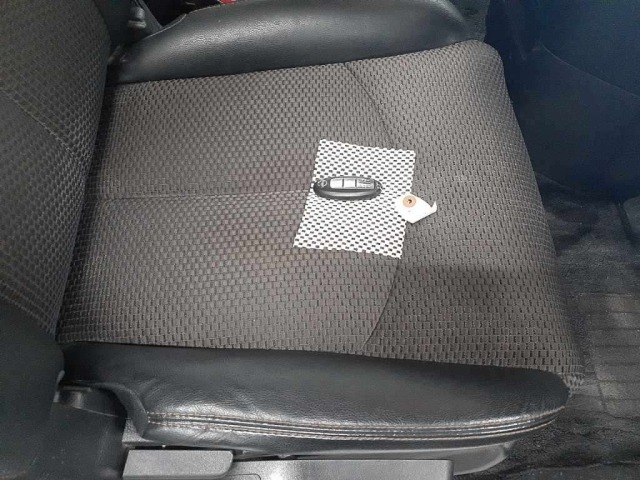 Nissan ELGRAND 2013 8079958-10