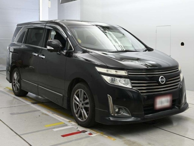 Nissan ELGRAND 2013 8079958-5