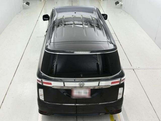 Nissan ELGRAND 2013 8079958-8