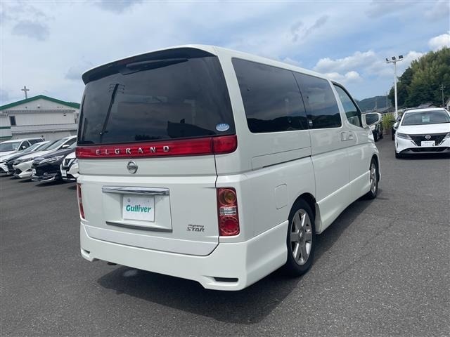 Nissan ELGRAND 2008 8080054-7