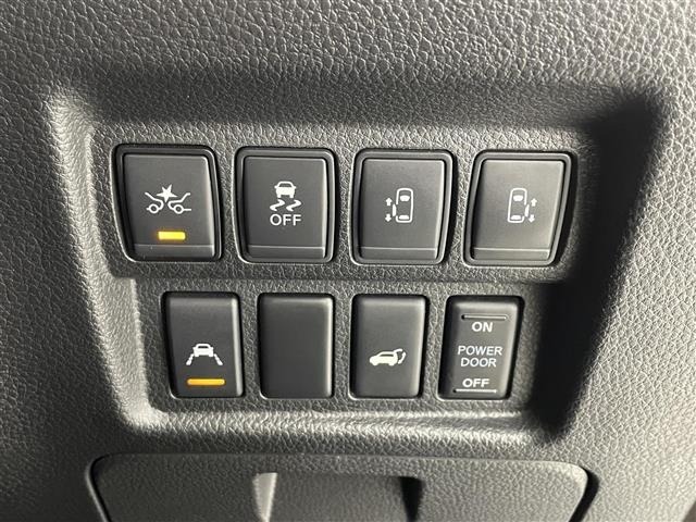 Nissan ELGRAND 2020 8080089-1