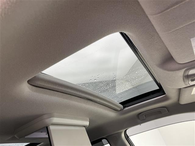 Nissan ELGRAND 2020 8080089-2