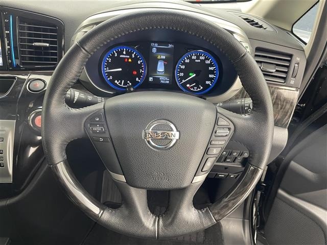 Nissan ELGRAND 2020 8080089-3