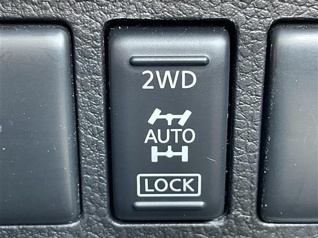 Nissan ELGRAND 2015 8080122-1