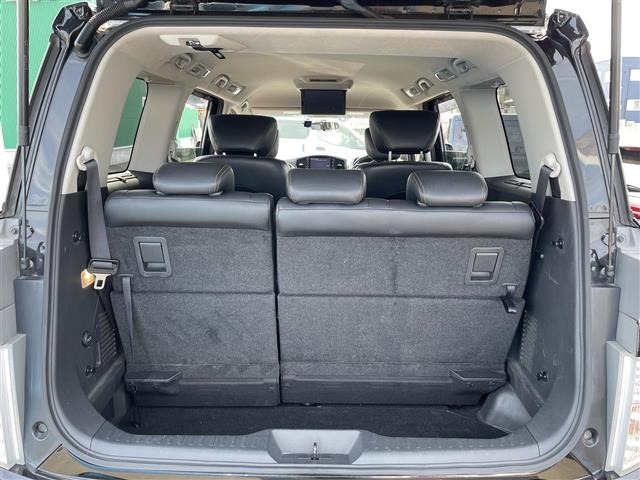 Nissan ELGRAND 2015 8080122-12