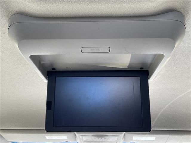 Nissan ELGRAND 2015 8080122-16