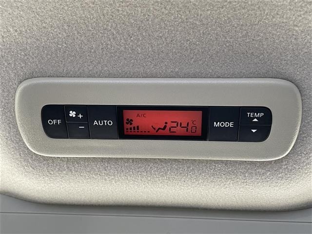 Nissan ELGRAND 2015 8080122-3