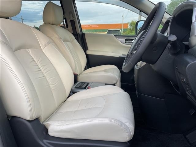 Nissan ELGRAND 2019 8080125-11
