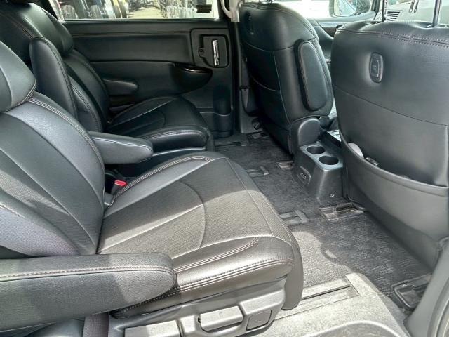 Nissan ELGRAND 2011 8080130-2