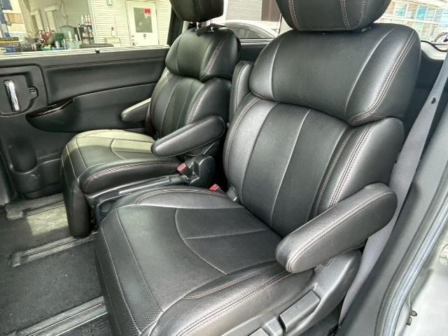 Nissan ELGRAND 2011 8080130-4