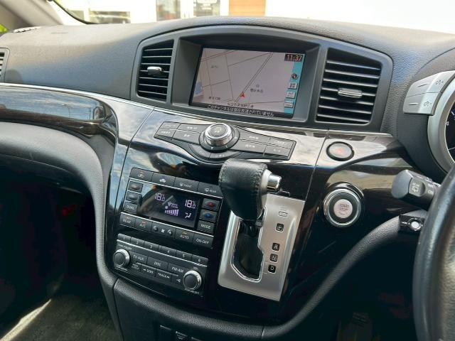 Nissan ELGRAND 2011 8080130-9