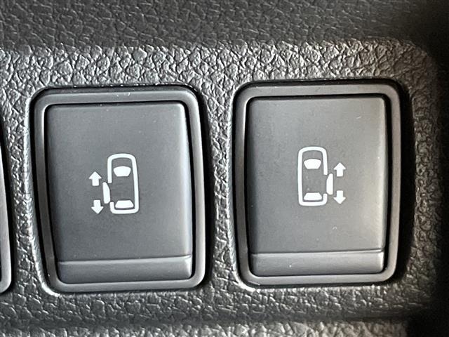 Nissan ELGRAND 2012 8080134-1