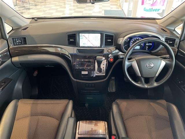 Nissan ELGRAND 2012 8080134-16