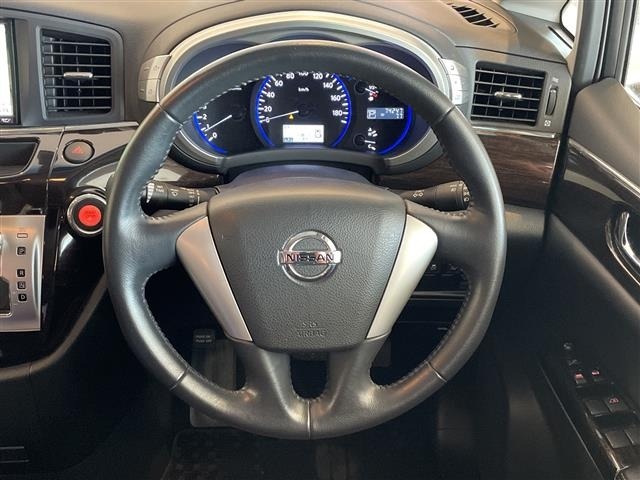 Nissan ELGRAND 2012 8080134-6