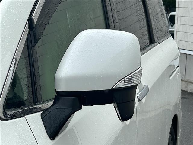 Nissan ELGRAND 2017 8080135-10