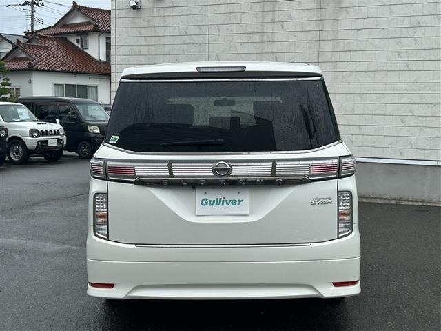 Nissan ELGRAND 2017 8080135-16
