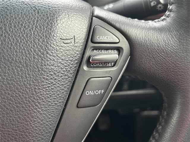 Nissan ELGRAND 2017 8080135-4