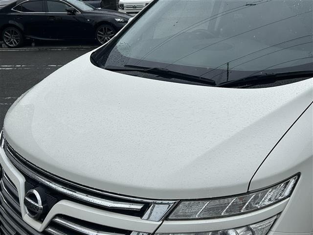 Nissan ELGRAND 2017 8080135-8
