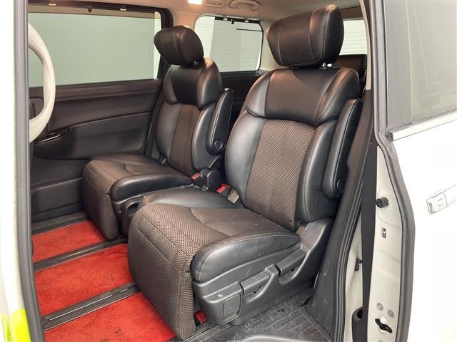 Nissan ELGRAND 2011 8080140-12