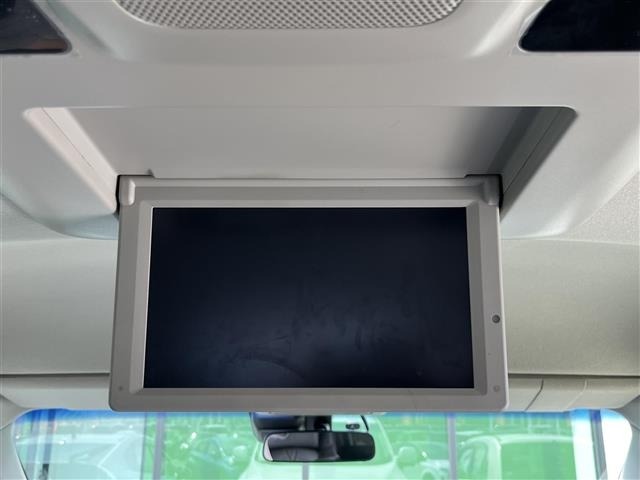 Nissan ELGRAND 2019 8080149-21