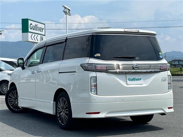 Nissan ELGRAND 2019 8080149-4