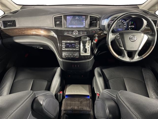 Nissan ELGRAND 2013 8080160-15