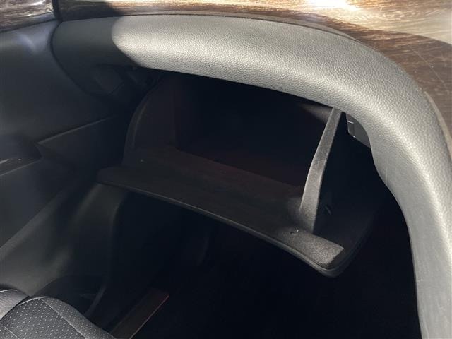 Nissan ELGRAND 2013 8080160-6