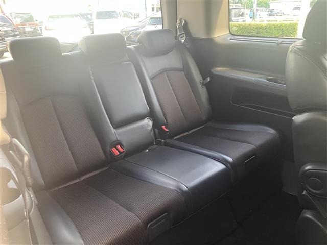 Nissan ELGRAND 2014 8080161-1