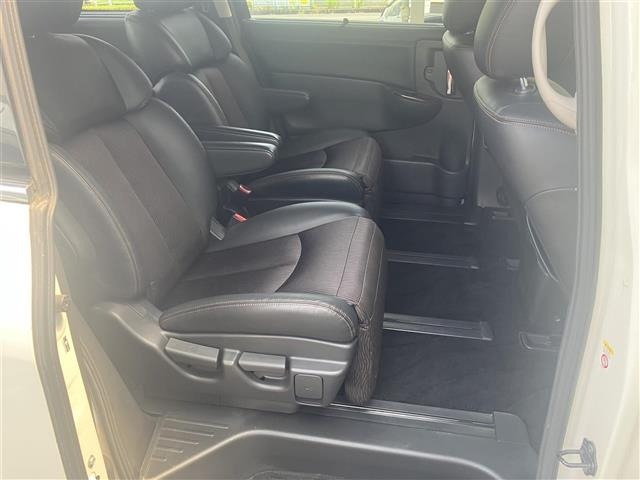 Nissan ELGRAND 2014 8080161-19