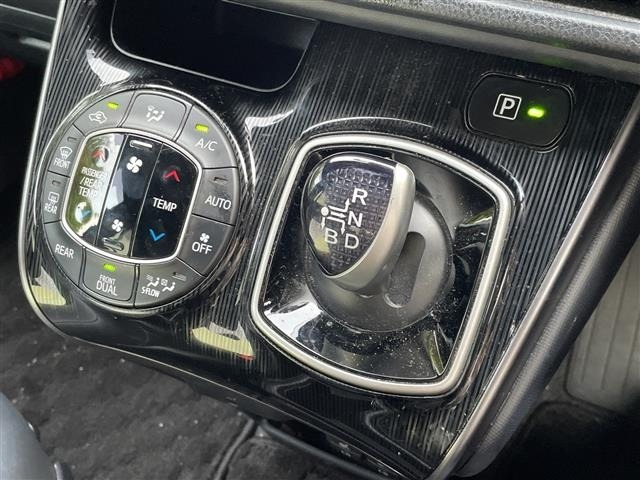 Toyota ESQUIRE 2020 8085416-10