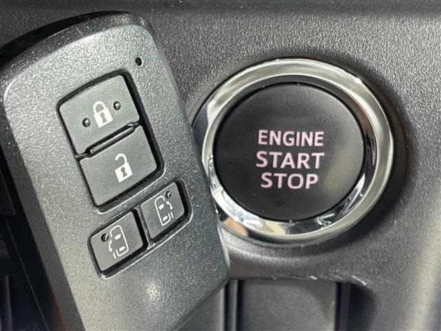 Toyota ESQUIRE 2018 8085423-22