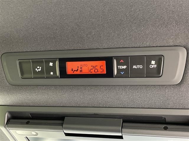 Toyota ESQUIRE 2018 8085423-4
