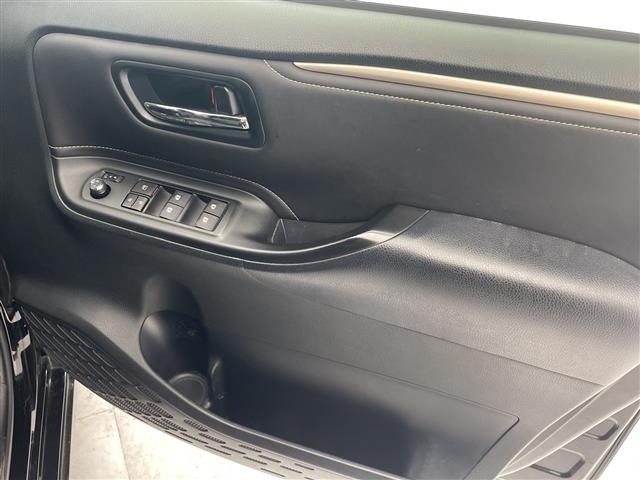Toyota ESQUIRE 2016 8085424-9