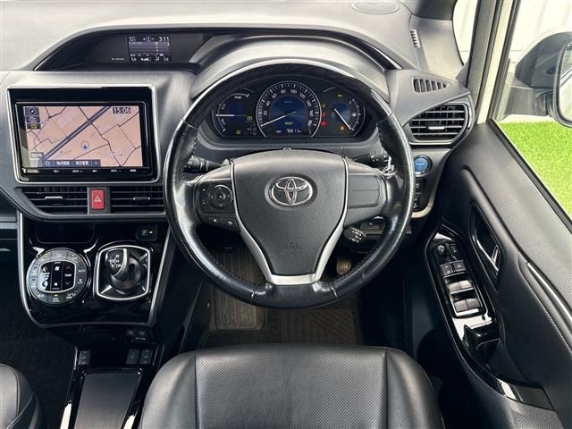 Toyota ESQUIRE 2020 8085426-1