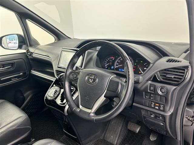 Toyota ESQUIRE 2021 8085427-2