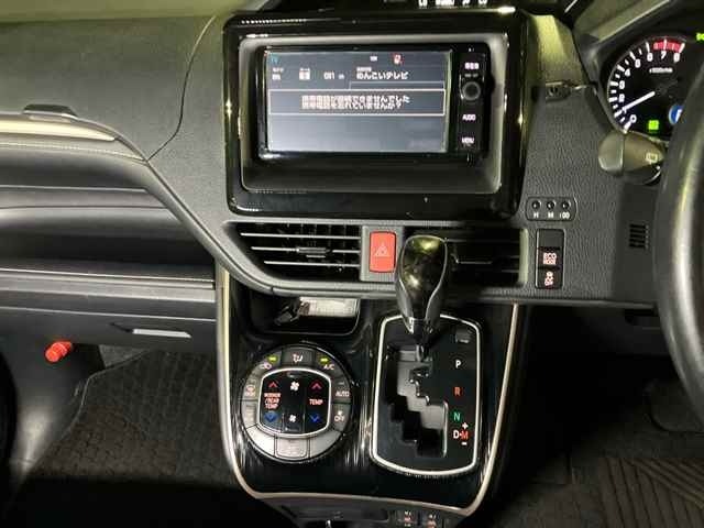 Toyota ESQUIRE 2016 8085434-6