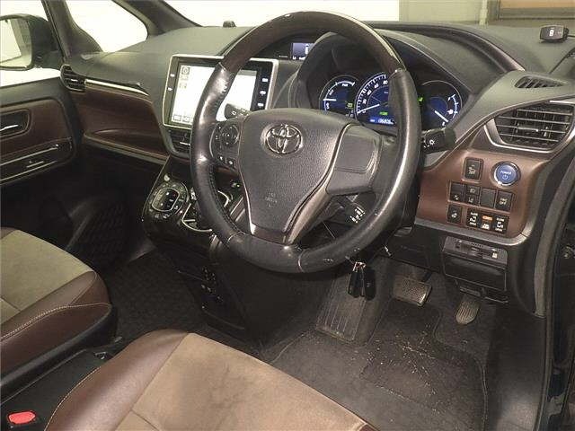 Toyota ESQUIRE 2017 8085437-3