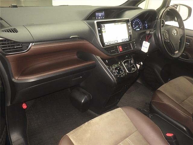 Toyota ESQUIRE 2017 8085437-4
