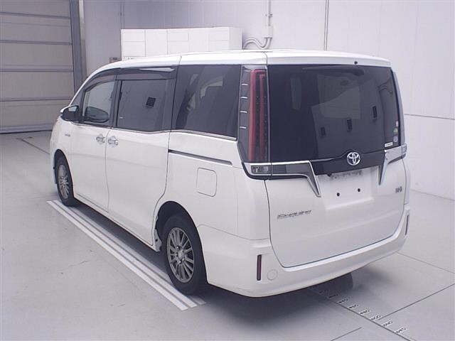 Toyota ESQUIRE 2019 8085453-1
