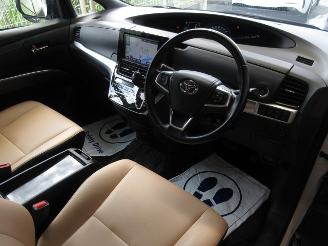 Toyota ESTIMA 2016 8085642-6