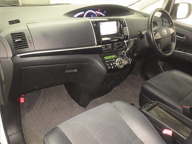 Toyota ESTIMA 2015 8085820-4