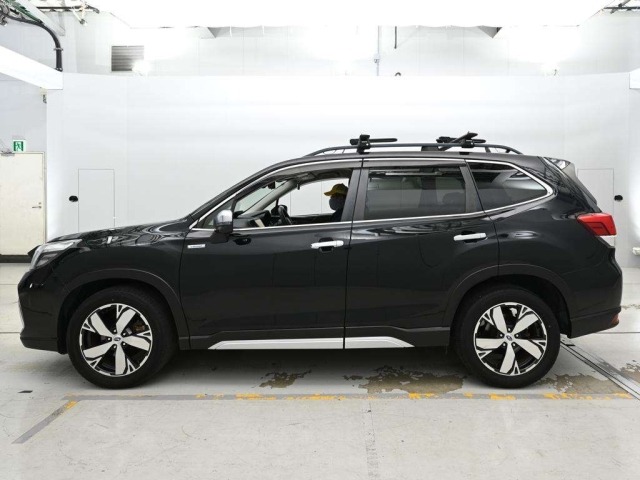 Subaru FORESTER 2019 8079035-4