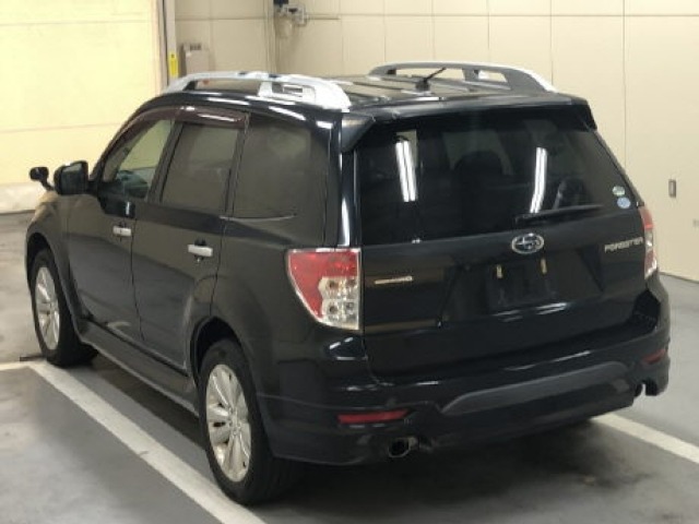Subaru FORESTER 2011 8079832-1